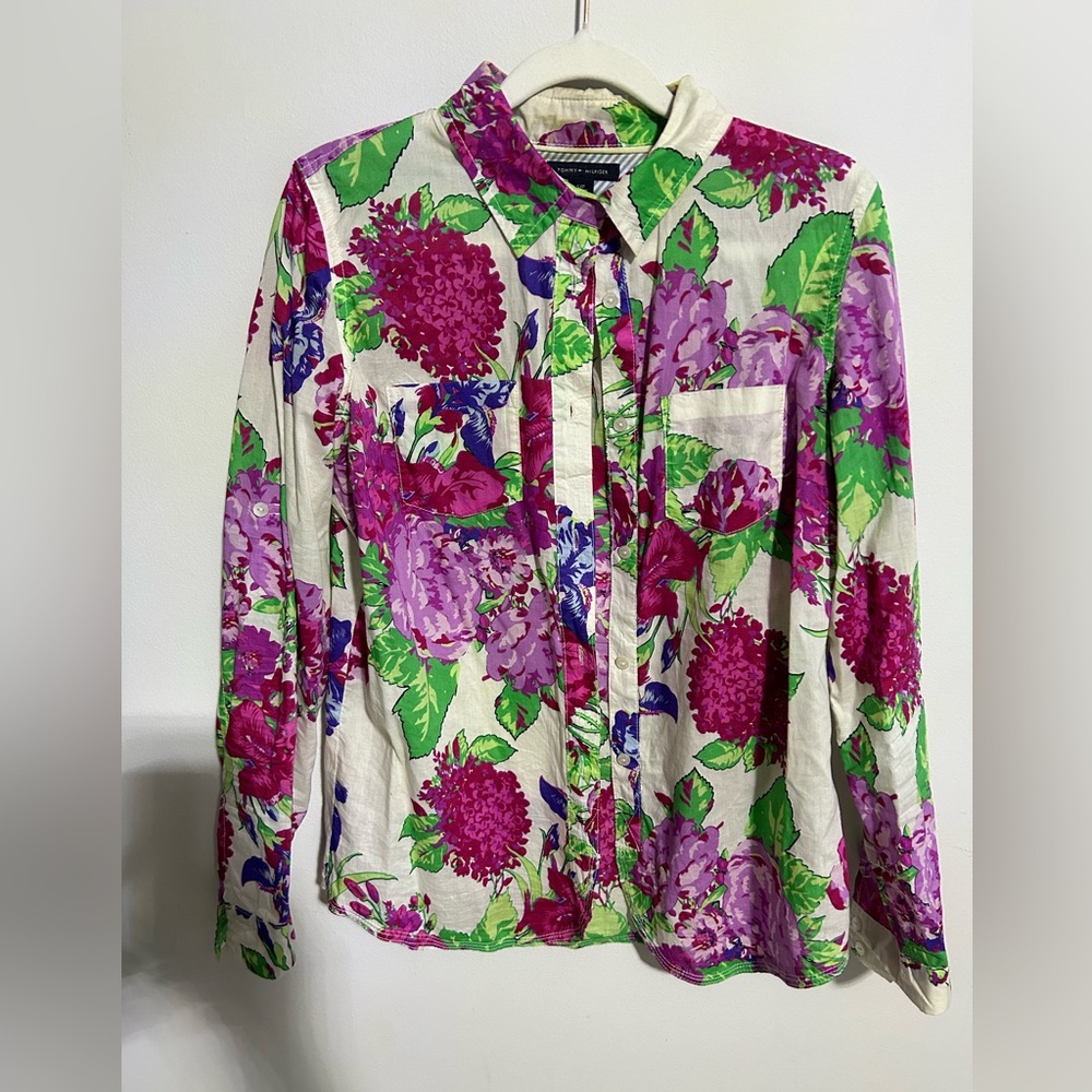 Tommy Hilfiger Women’s Floral 100% Cotton Buttonup